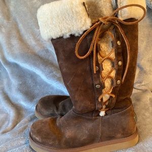 Australian Upside Boots UGG